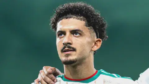 Algerian Footballer Bashir Belloumi Shines with Impressive Numbers