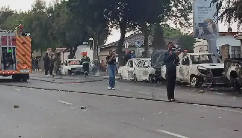 Ten cars torched as xenophobic violence erupts in Soweto
