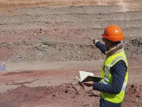 Three Tunisian Researchers Ranked Among World's Top 40 in Geology and Geophysics