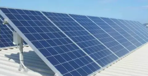 Tunisian Professionals Call for Removal of Solar Equipment Tariffs
