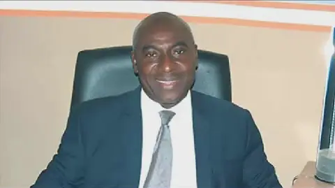 Media Groups Call for Sanctions Against Officials Violating Nigeria's Freedom of Information Act