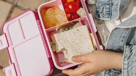 Algerian Schools Face Challenge of Processed Snacks