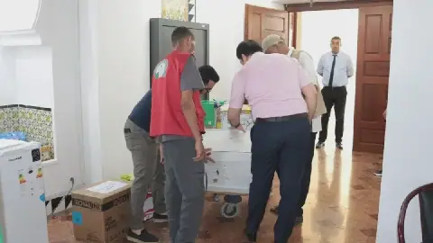 Calm in Algerian Party Headquarters Hides Fear of Candidate Apathy