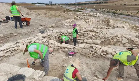 Tunisian-Spanish Archaeological Mission Uncovers Insights into Numide Site