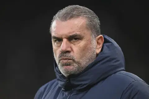 Al-Nassr boss Postecoglou weighs in on Ronaldo, Jesus feud