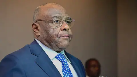 Bemba Declares War on Wooden Canoes in Congo