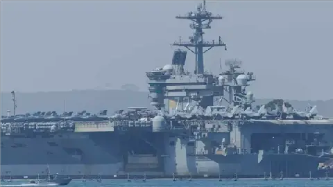 US Aircraft Carrier Returns to California After Middle East Deployment
