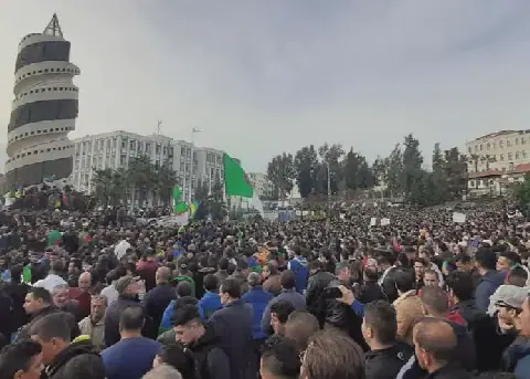 Violent Clashes Erupt in Tizi Ouzou, Algeria, Amid Electoral Discontent