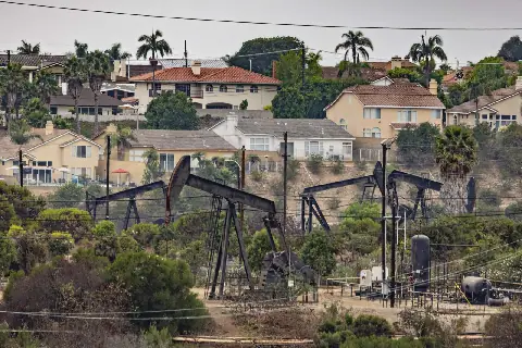Californie : une loi pour des réparations environnementales pour les communautés noires de Los Angeles
