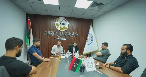 طب الطوارئ يوقع اتفاقية تعاون مع مؤسسة رؤية في مجال الإنذار المبكر لمواجهة المخاطر المحتملة