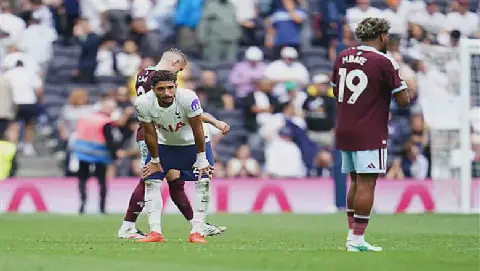 Tottenham Announces Lineup for Manchester United Match, Omar Marmoush on Bench