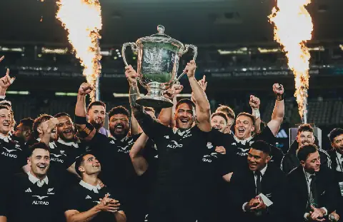 All Blacks bal vuiste teen Wallabies op Edenpark