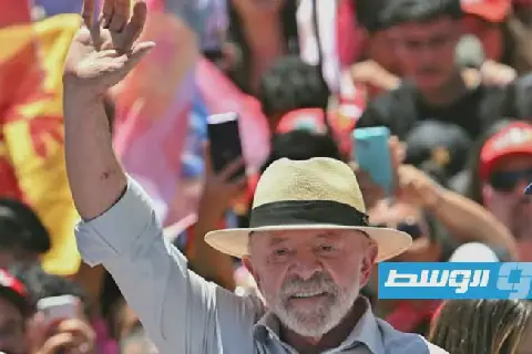 البرازيل: لولا يعلق ضريبة البنزين قبل الجولة الثانية من الانتخابات الرئاسية