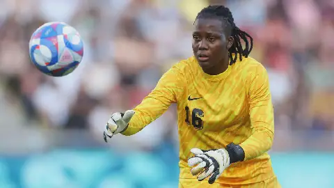 Super Falcons Coach Eguavoen Considers Nnadozie for Defence in Olympic Qualifiers
