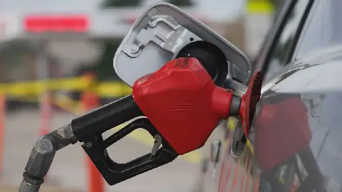 Atiku Abubakar Criticizes Tinubu Administration Over Petrol Discount