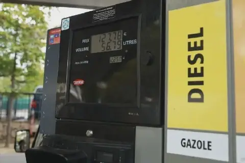 Trump annonce un accord avec Poutine pour fournir du diesel aux marchés américain et mondial