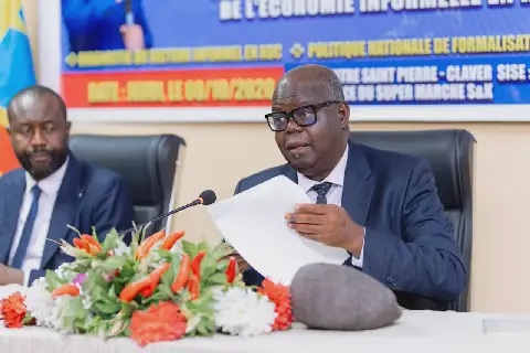 RDC : validation des documents stratégiques pour la formalisation de l’économie informelle