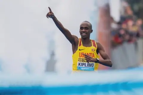 Kiplimo and Feysa seek repeat Chicago Marathon wins