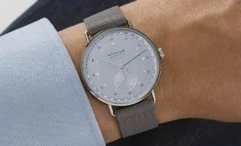 Nomos Metro Neomatik 41 Update ice blue