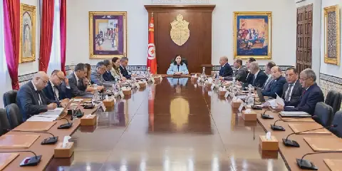 Tunisia to Boost Renewable Energy with 300 MW of Solar and Wind Power by 2027