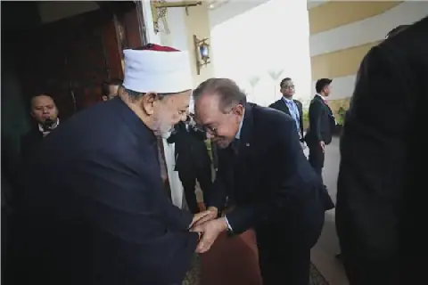 Egypt's Grand Imam Praises Sisi, Malaysian PM for Azhar's Da'wa Message