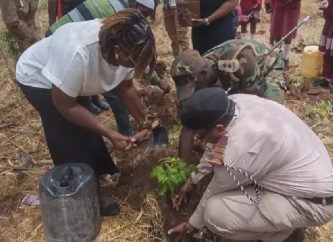 IlBisil Girls plants 400 trees to mark Mazingira Day