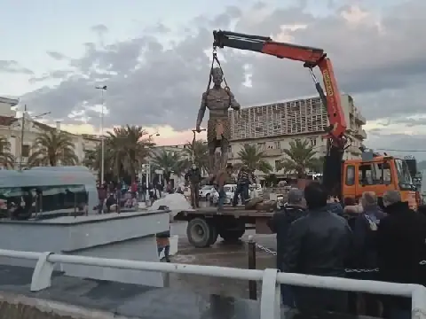 Algerian City Unveils Statue of Ancient Pharaoh Chachnaq