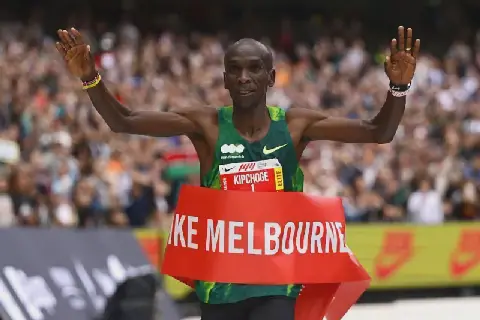 Ruto, leaders celebrate Kipchoge after Melbourne marathon victory