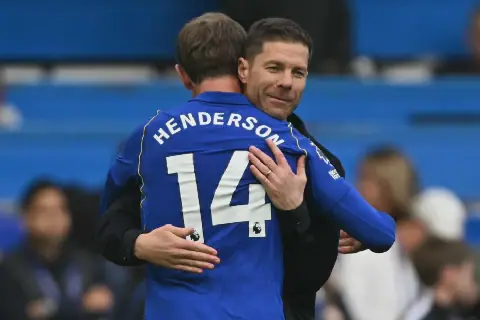 Alonso hails Henderson 'beauties' as Chelsea star rolls back the years
