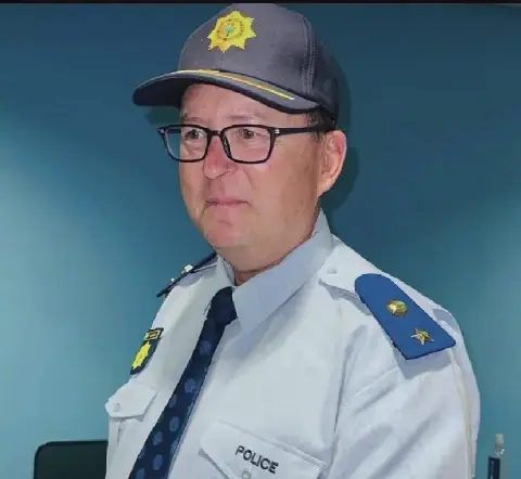 South African Police Diver 'Pottie' Potgieter to Work Until 70