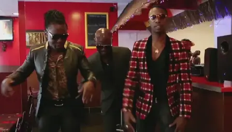 Mono Musica Releases New Music Video "Petit Guinéen"