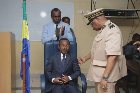 le nouveau directeur général du CHR Paul-Moukambi de Koula-Moutou (Ogooué-Lolo)