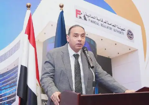 إسلام عزام، رئيس الهيئة العامة للرقابة المالية