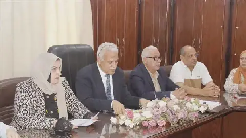 Egyptian Education Official Orders Preparations for October Exams and Addresses Staff Shortages