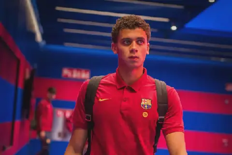 Egyptian Striker Hamza Abdelkarim in Barcelona's Squad for Galatasaray Clash