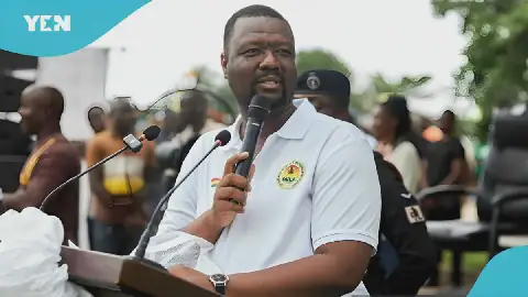 DVLA Adds 6 Ghanaian Languages to Driving Theory Test Platform, Launches SMS Reminders