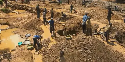 Otumfuo to Plant Trees at Jimi Site as Galamsey Threatens Obuasi Water Supply