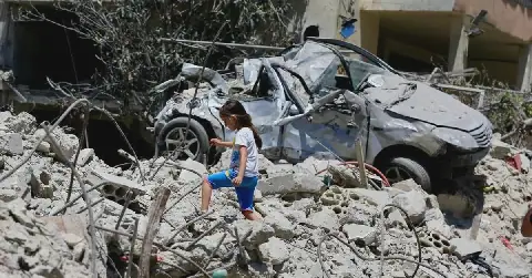 Israeli attacks continue to target southern Lebanon towns