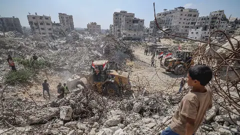 Gaza Conflict Hampers Search for Missing Persons