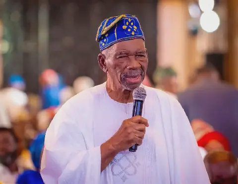APC leaders, Lagos Chief Imam honour Tajudeen Olusi at 90