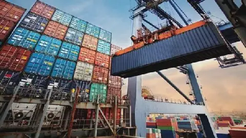 Tunisia's Trade Balance Records 20.997 Billion Dinar Deficit