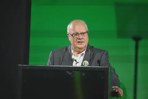 Dr. Corné Mulder, VF Plus-leier.