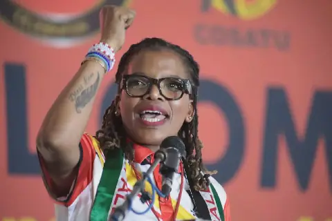 Cosatu reconvenes congress after unprecedented collapse last month