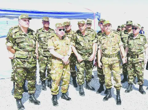 Algerian Military Chief Inspects Hospital Project in Tindouf