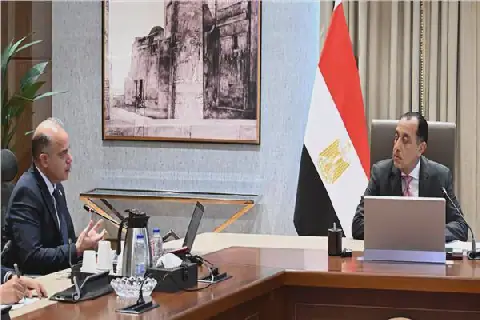 Egyptian Prime Minister Reviews Proposals to Boost Exports