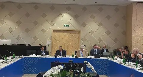 وزير الخارجية يشارك في اجتماع وزارى حول الأمن الغذائى والممرات البحرية على هامش اجتماعات البنك وصندوق النقد الدوليين