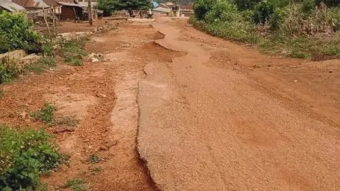 Ogun monarch urges Tinubu to rebuild 70km Abeokuta-Imeko road
