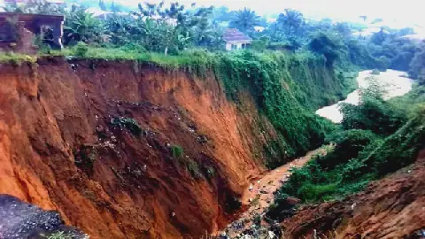 Gully Erosion Devastates Akai Effa Community in Calabar
