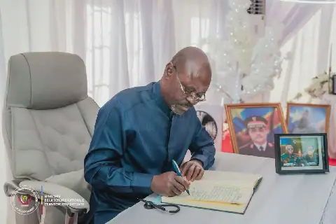 DR Congo Defence Minister Mourns Death of Top Military Officials in Plane Crash