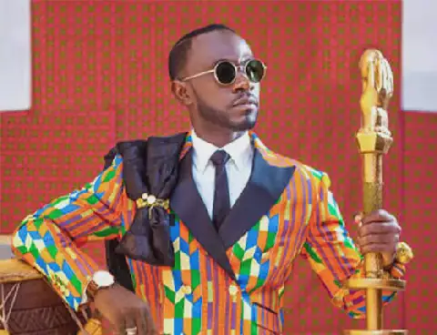 Okyeame Kwame Advocates for Free University Education for Farmers' Children